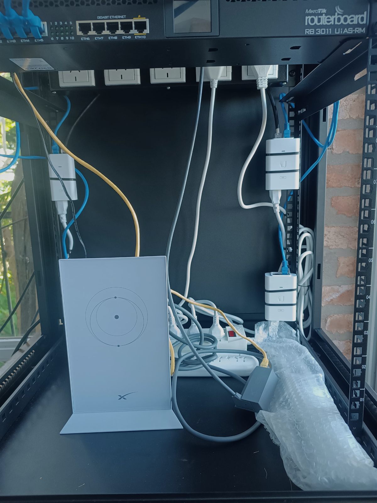 Rack de red instalado